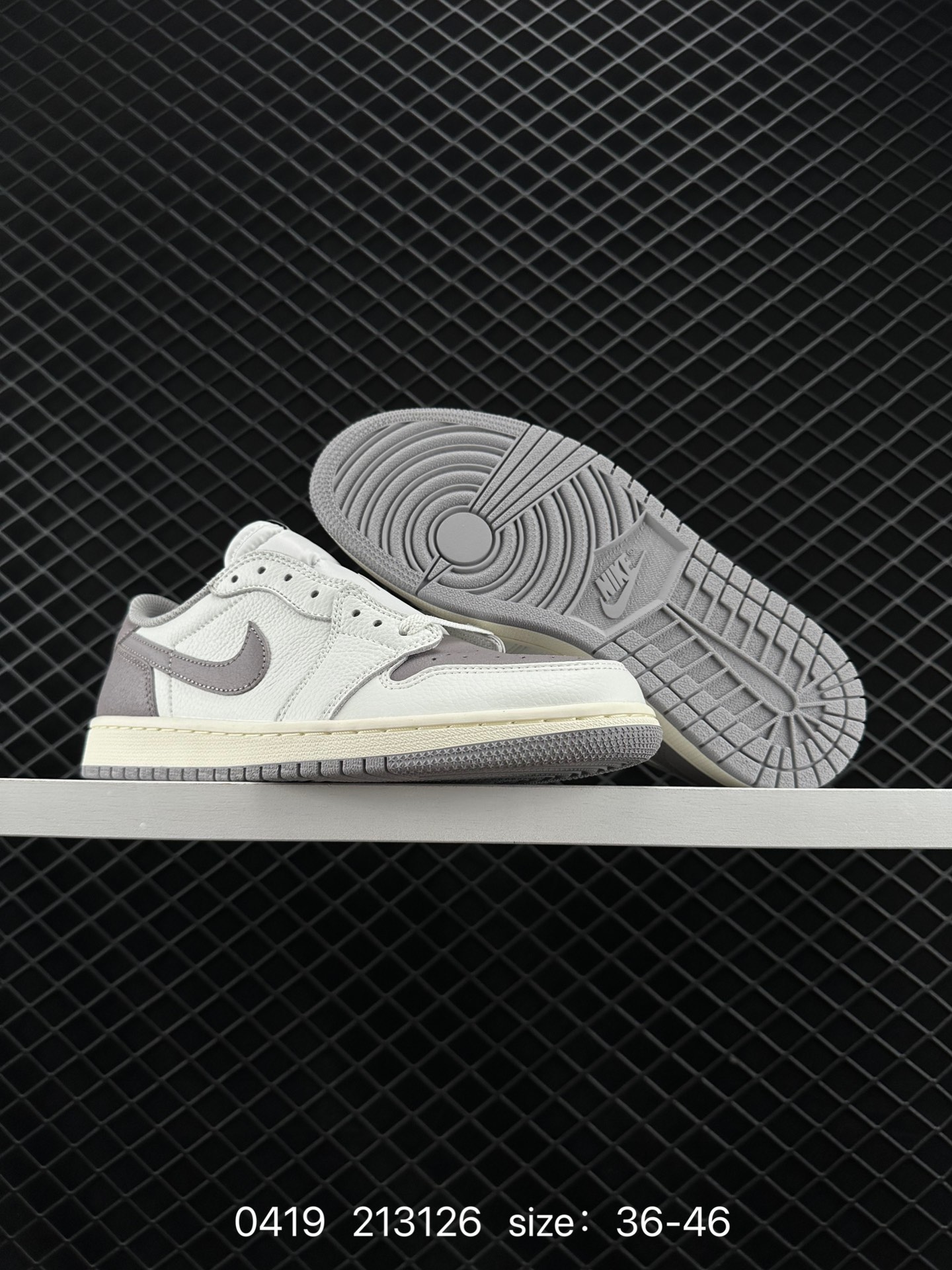 Air Jordan 1 Low AJ1